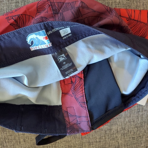 Pipeline Mens Swim Trunk Red 30 - Picture 2 of 4